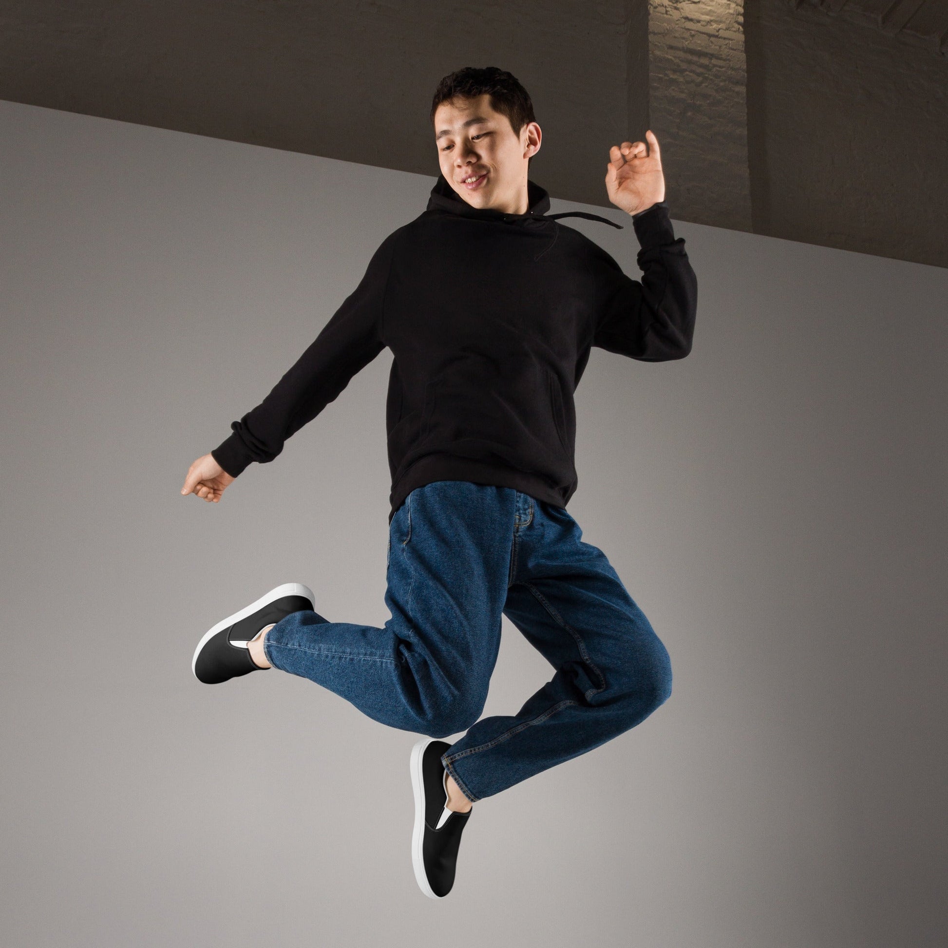 Block Hustler-Canvas schuhe - Entdecke die stilvollen Herren-Canvas-Slipper für optimalen Komfort und einfache Anpassung.