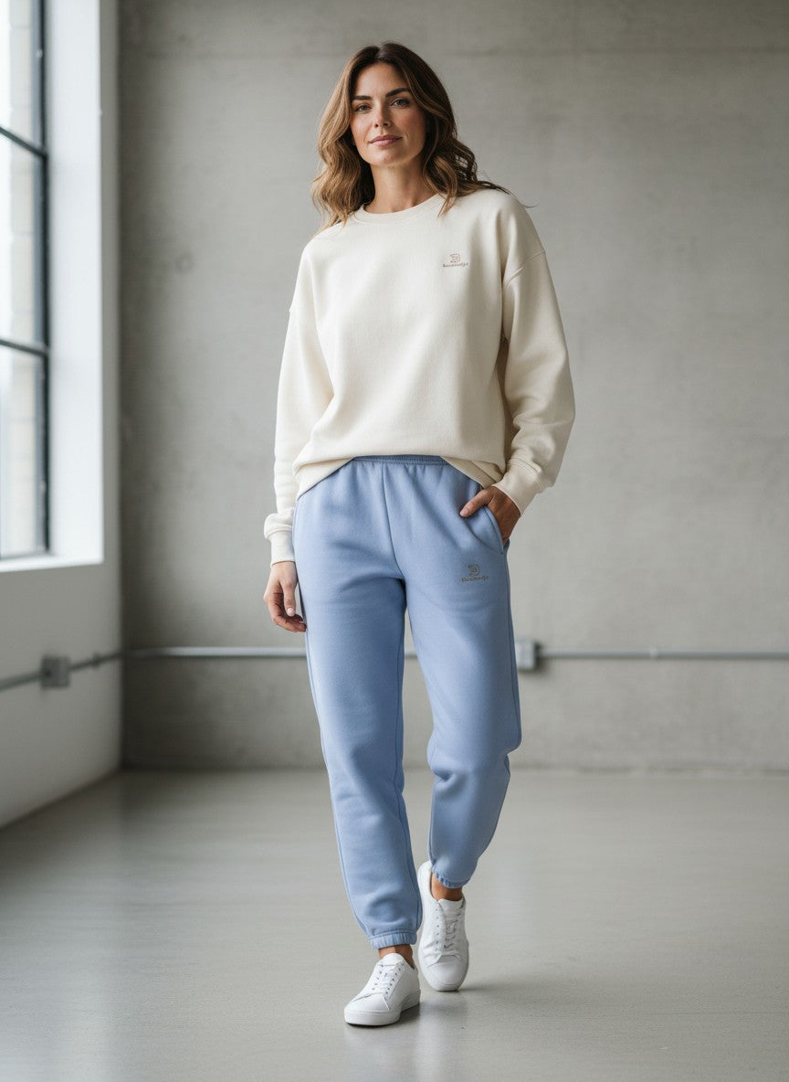 BeachBodyz® light blue fluffy oversized jogging pants with elastic waistband and drawstring. Comfortable loungewear.
