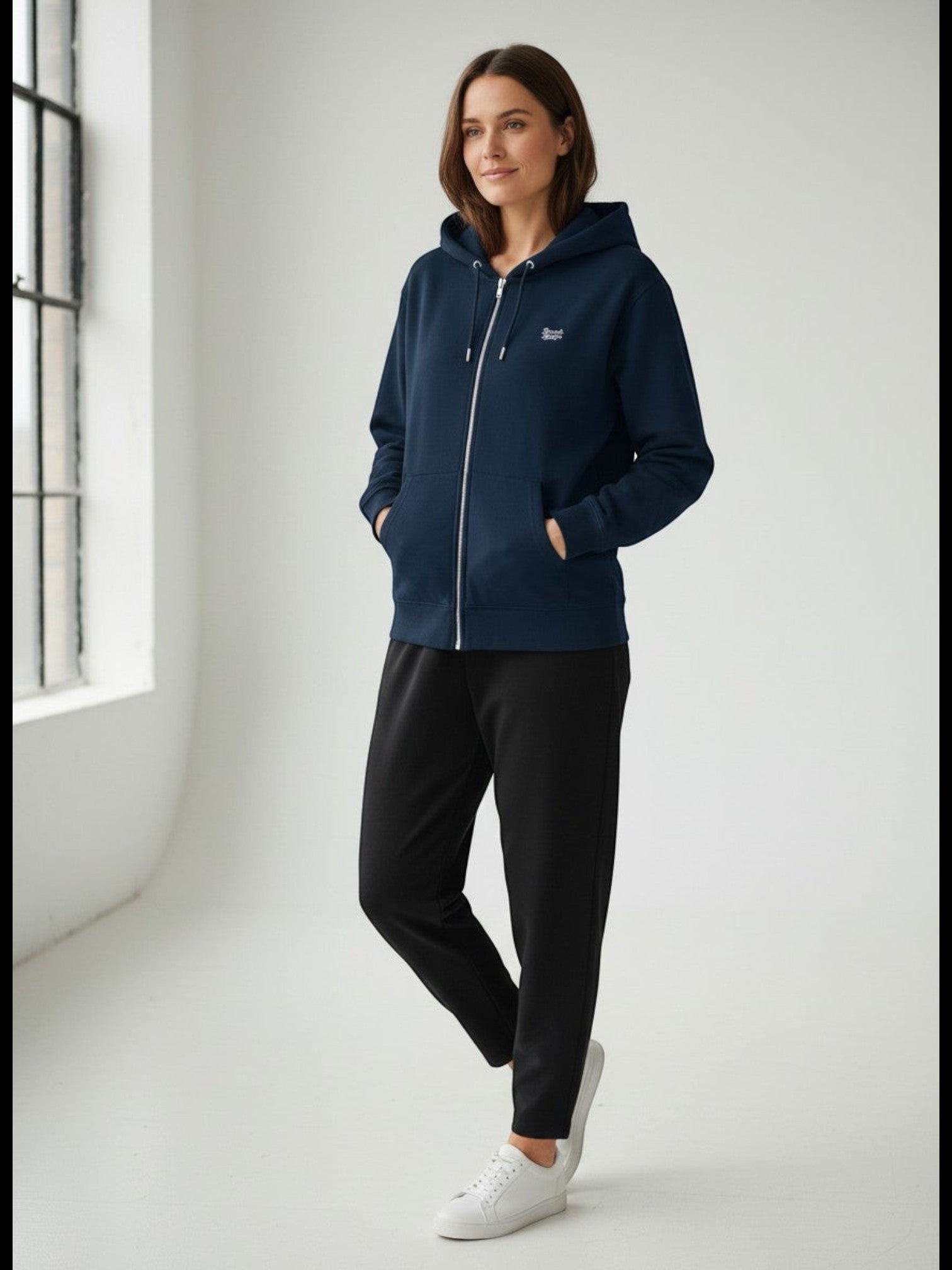 BeachBodyz® navy blue zip-up hoodie with embroidered logo on chest, made from organic cotton.