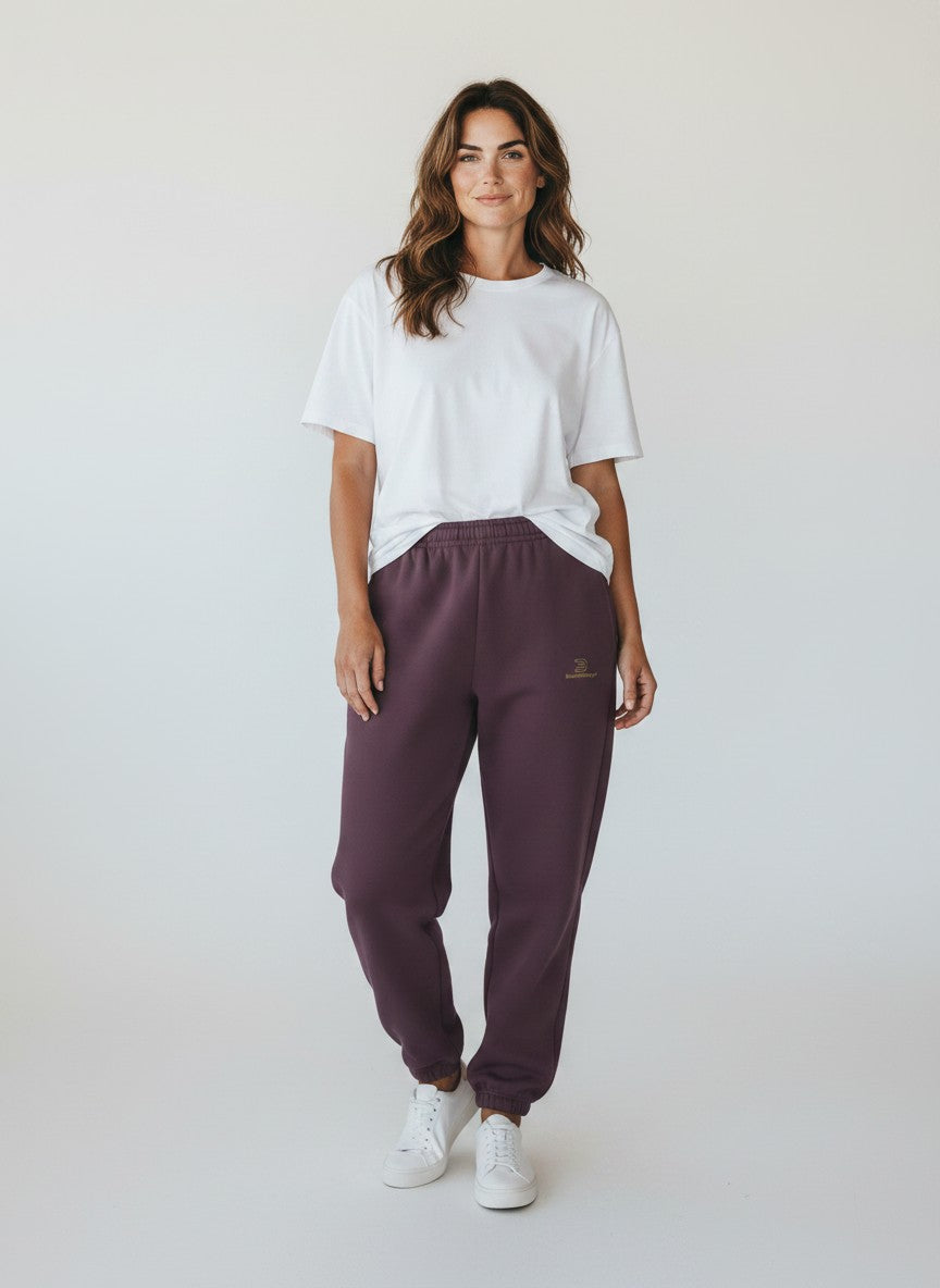 BeachBodyz® plum purple oversized fluffy jogginghose with elastic waistband and drawstring.
